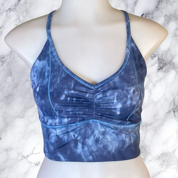 Gymshark Elevate Longline Sports Bra in Lakeside Blue Spray Dye - Picture 2 of 9